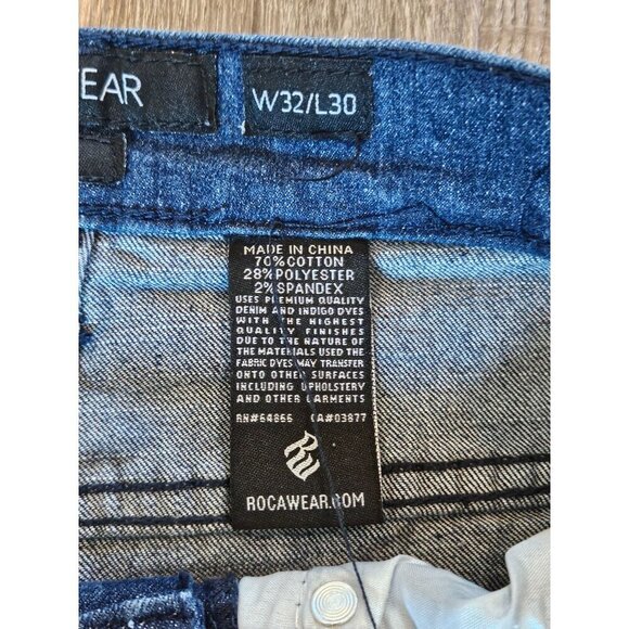 Rocawear Mens Blue Denim Jeans 32x30 With Unique Stitching Back Pocket Design - Picture 10 of 14